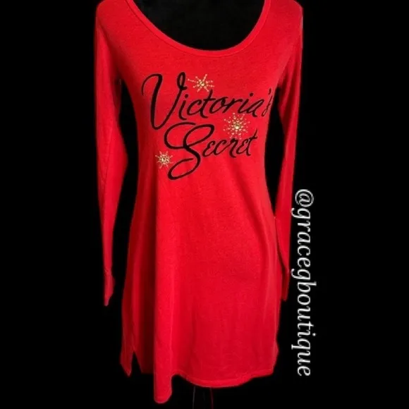 Victoria’s Secret Sleep Shirt Gemstone Winter Snowflake Red Christmas Nightgown