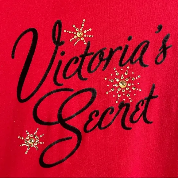 Victoria’s Secret Sleep Shirt Gemstone Winter Snowflake Red Christmas Nightgown